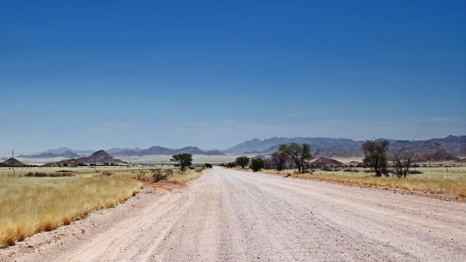 Schotterstrasse Namibia